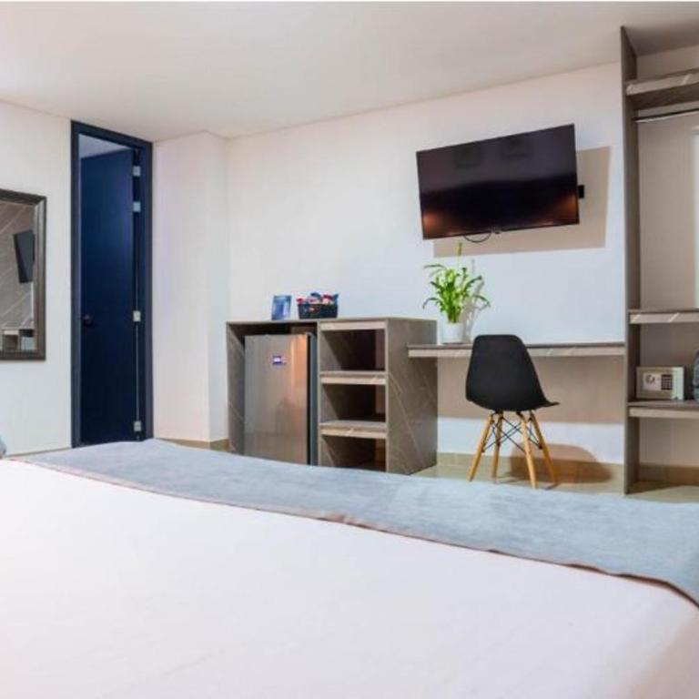 Hotel California Medellin - Habitación Doble - 2 camas - 11