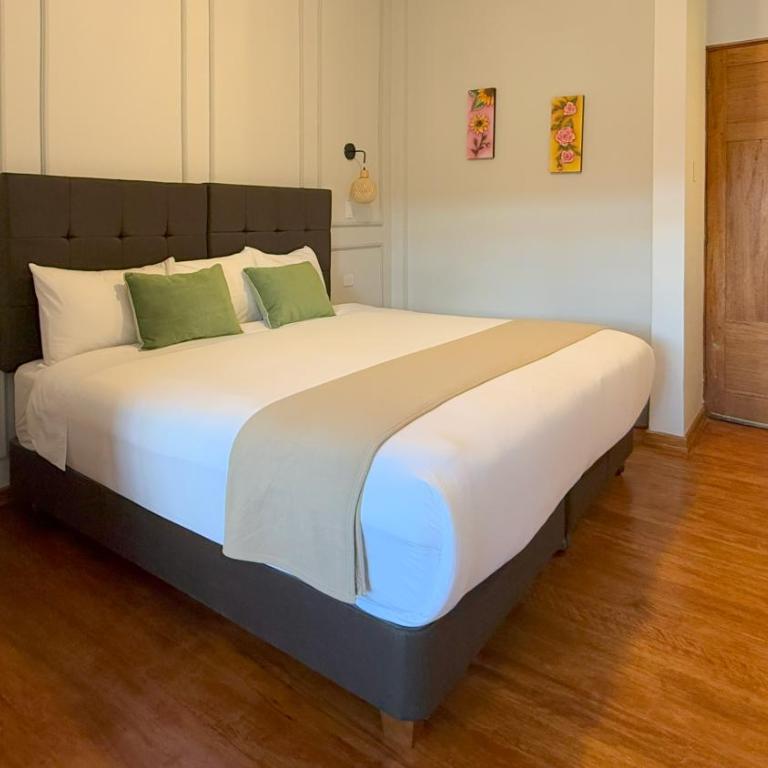 Hotel Monasterio San Pedro - Habitación Doble Superior - 2 camas - 1