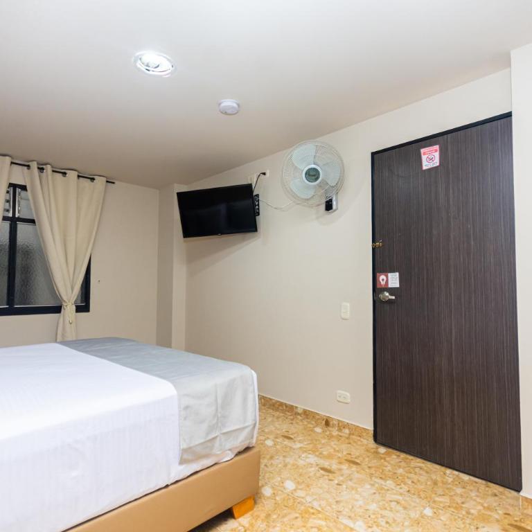 Hotel Bossanova - Habitación Doble con baño privado - 8