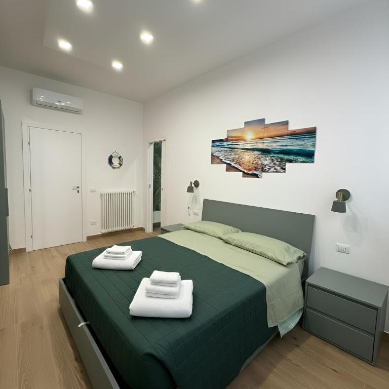 CIAO PARTENOPE - luxury rooms - Camera Matrimoniale con Bagno Privato - 2