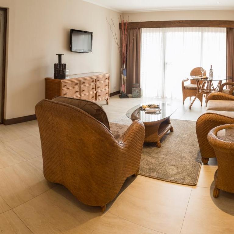 Hotel Camino Real - Suite Real - 3