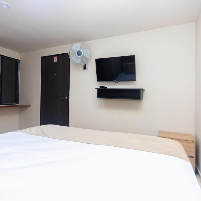 Hotel Bossanova - Habitación Doble con baño privado - 7