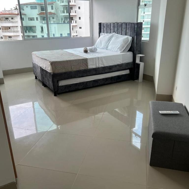 Apartamento con vista al mar en Bello Horizonte, Santa Marta - Three-Bedroom Apartment with Sea View - 12