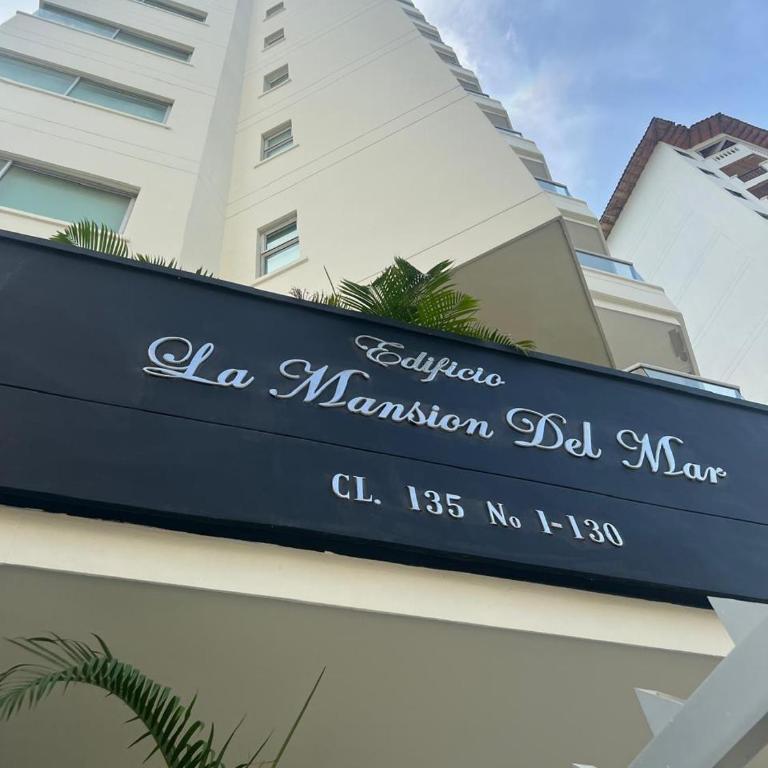 Apartamento con vista al mar en Bello Horizonte, Santa Marta - Three-Bedroom Apartment with Sea View - 13