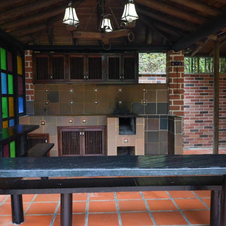 Portofino mountain retreat near Medellín - Five-Bedroom House - 8