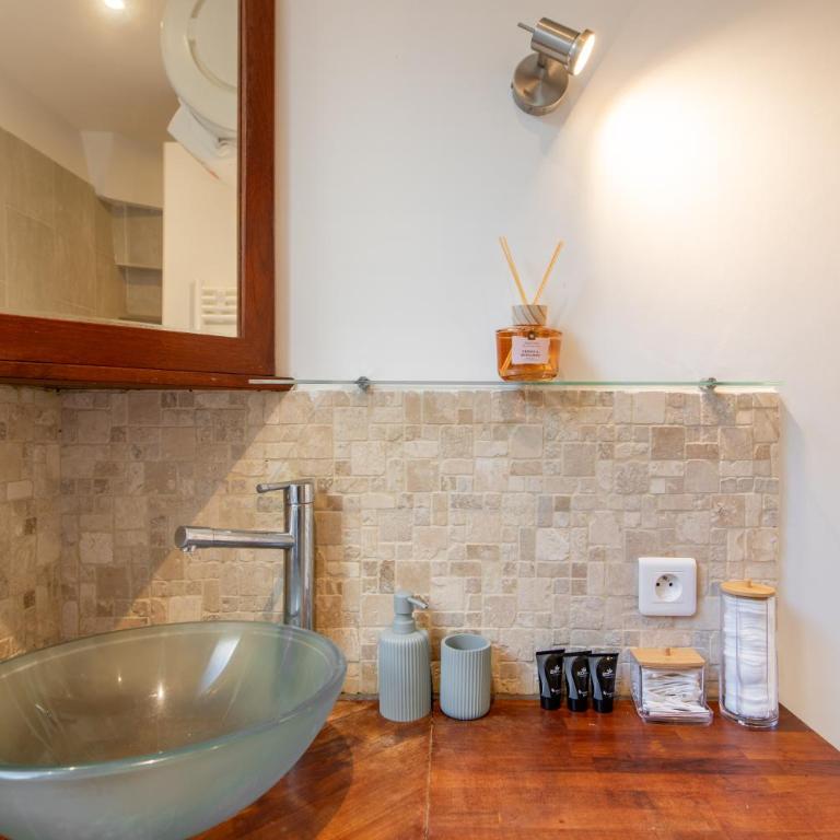 Designer and stylish flat in vibrant Belleville neighborhood near the metro - Appartement 1 Chambre Deluxe - 17
