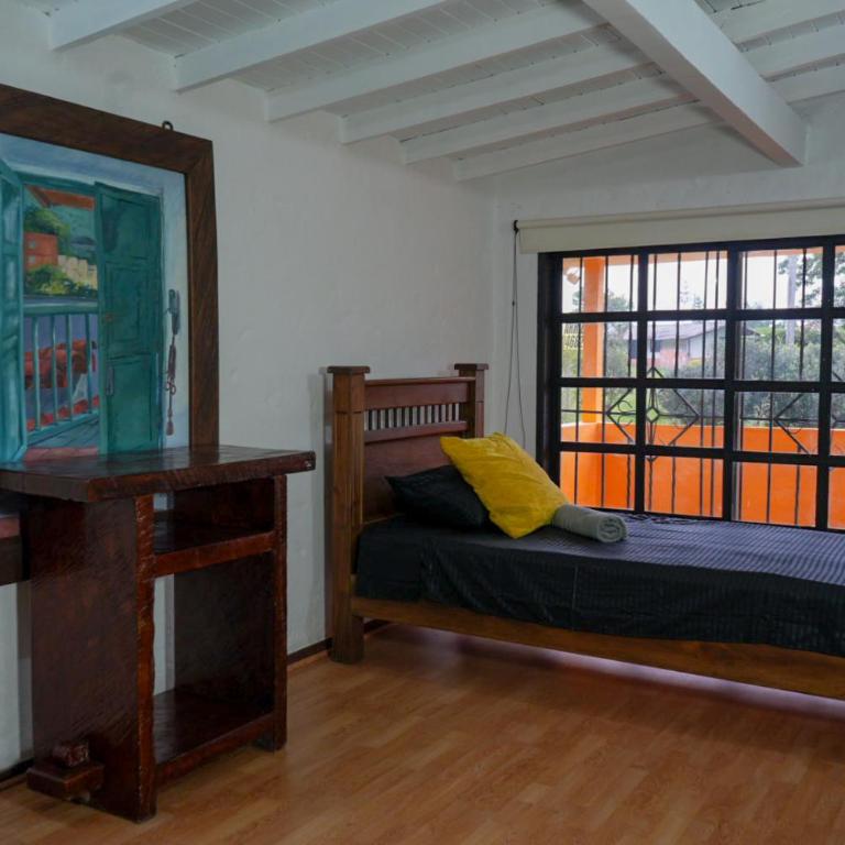Portofino mountain retreat near Medellín - Five-Bedroom House - 21