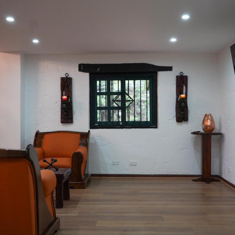 Portofino mountain retreat near Medellín - Five-Bedroom House - 10