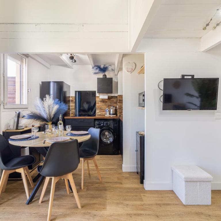T2 MODERNE VUE MER LES SABLETTES CLIM- WiFi- PARKING - Apartment mit 1 Schlafzimmer - 12