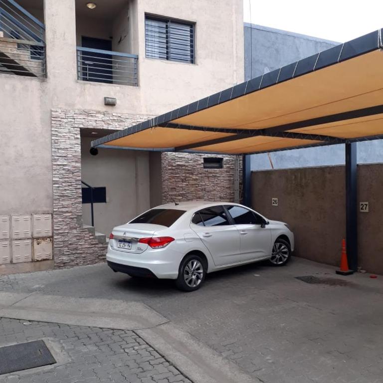 luminoso depto con balcon a cuadras del centro - Apartamento de 2 dormitorios - 27