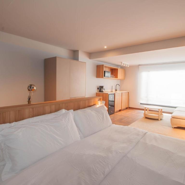 BloomHouse Parkway - Habitación Doble Deluxe con bañera - 7