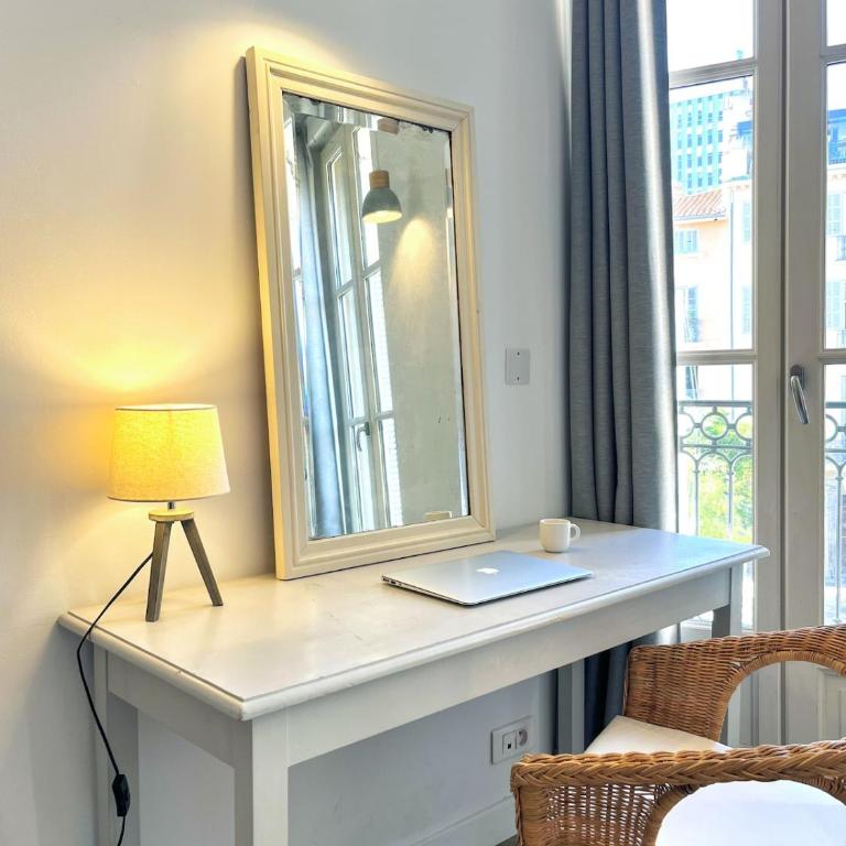 Calme & clim, Port à 1min, Plages & Mayol à pied, Fibre - Apartment mit 1 Schlafzimmer - 17