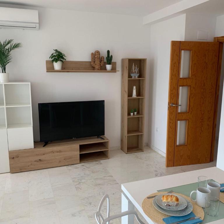 Alma de Marina - One-Bedroom Apartment - 10