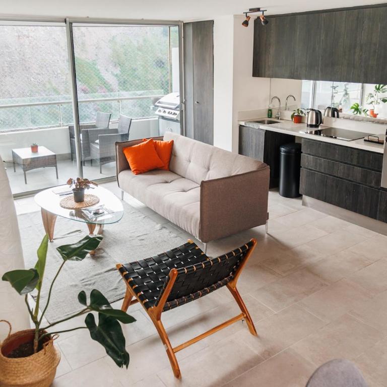 Urban Chic by San Cristobal Providencia - Two-Bedroom Apartment - 1
