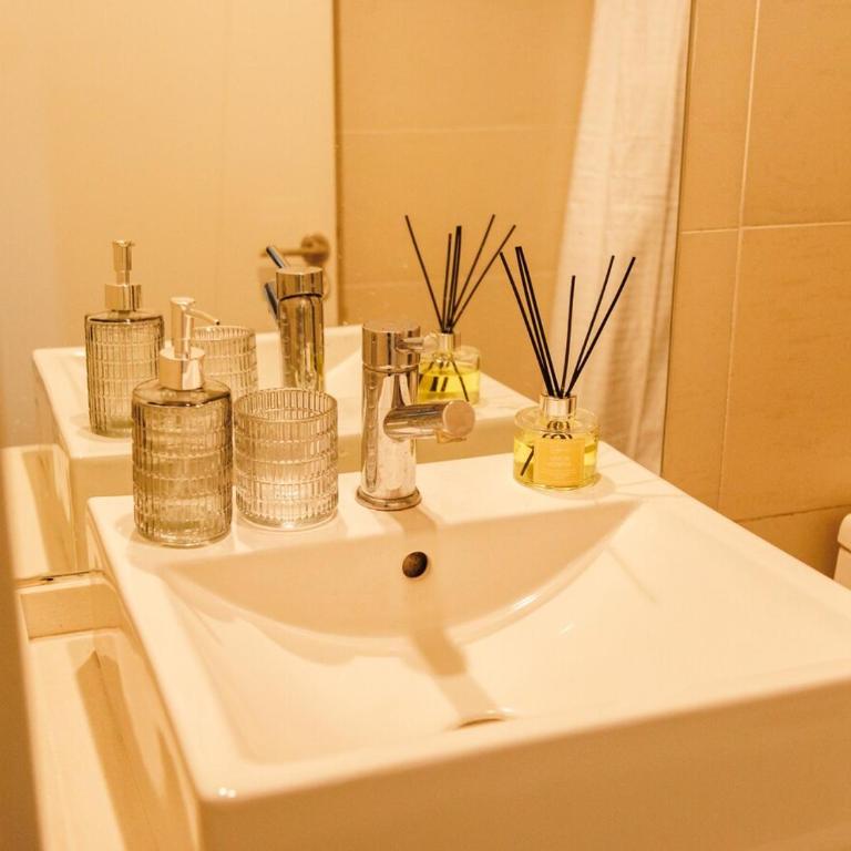 Urban Chic by San Cristobal Providencia - Two-Bedroom Apartment - 17