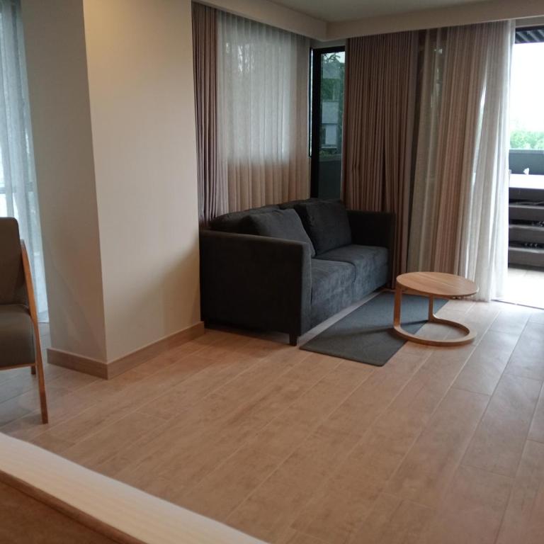 Hotel Rulay Medellin - Suite with Spa Bath - 4
