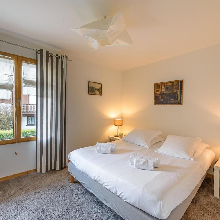 Maison Ondine - Logement familial à deux pas du lac et des commerces - Maison 6 Chambres - 5
