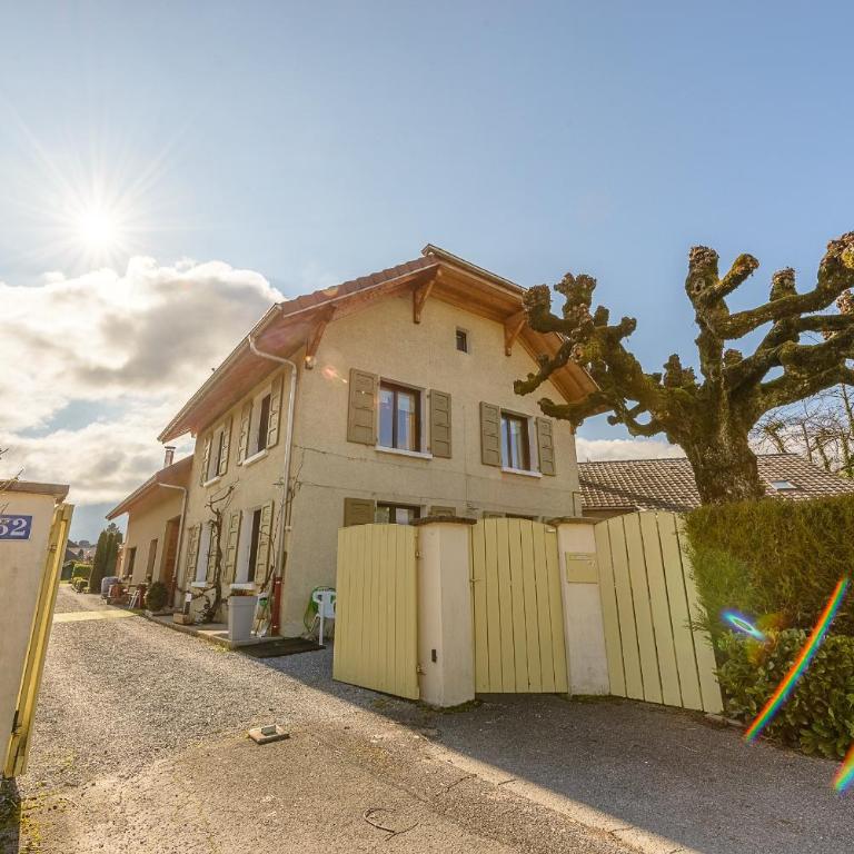 Maison Ondine - Logement familial à deux pas du lac et des commerces - Maison 6 Chambres - 29