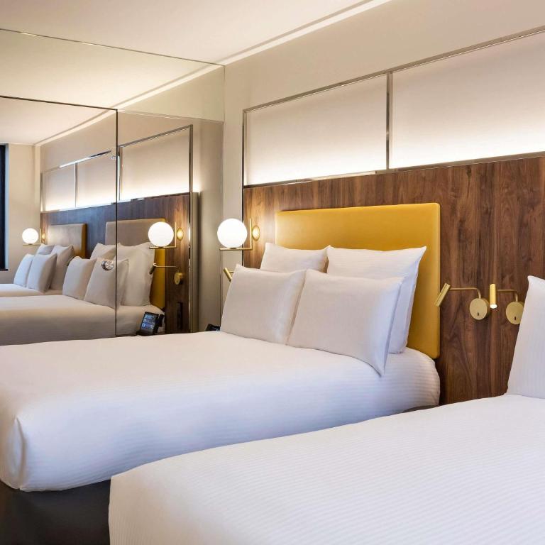 Pullman Paris Montparnasse - Chambre Familiale Deluxe avec 2 Lits Doubles - Vue sur Paris - 4