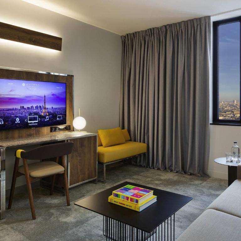 Pullman Paris Montparnasse - Suite Lit King-Size Deluxe avec Canapé - Vue sur Ville - 6