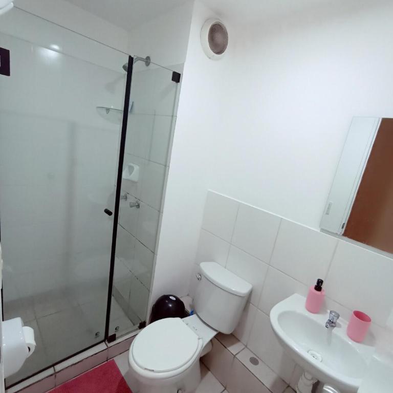 Departamento amoblado y Estacionamiento Gratis - Two-Bedroom Apartment - 11