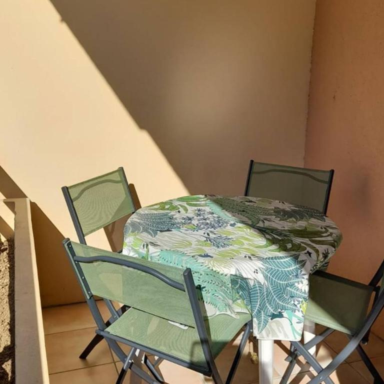T2 climatisé avec garage, proche centre et plages - FR-1-610-113 - Apartamento - 5