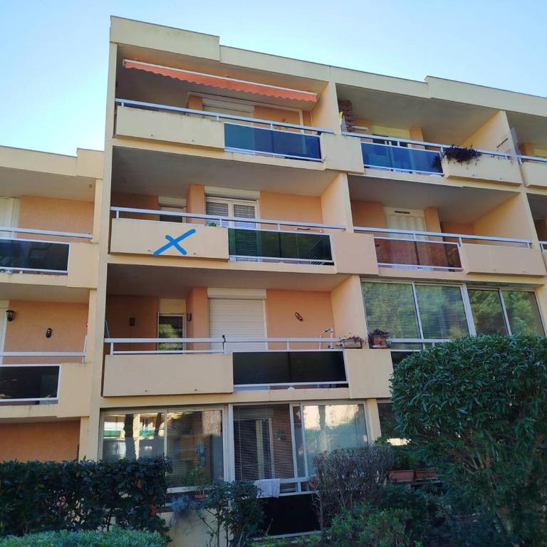 T2 climatisé avec garage, proche centre et plages - FR-1-610-113 - Apartamento - 13