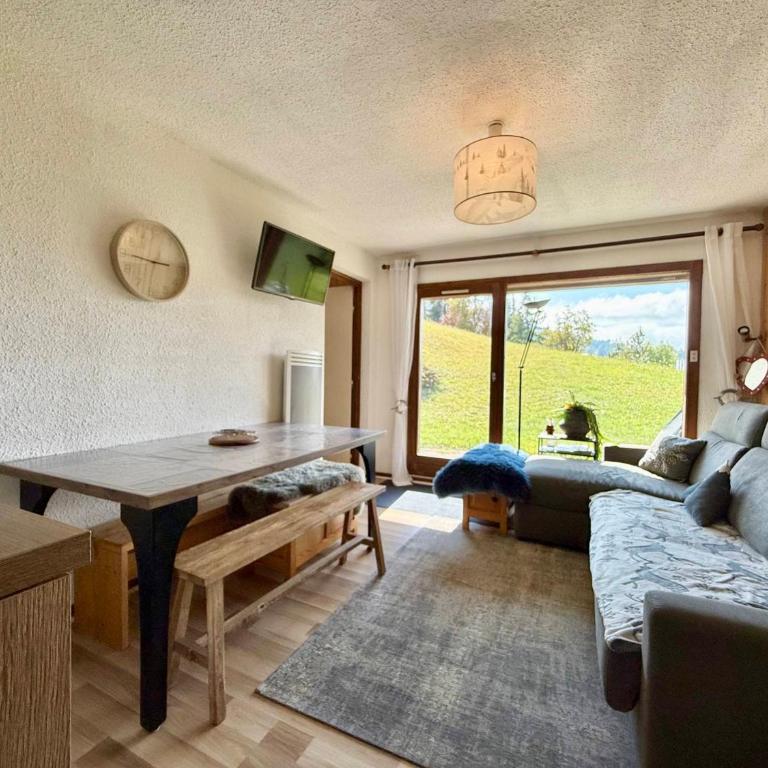 Appartement confortable avec terrasse et parking, proche centre - Appartement 1 Chambre - 11