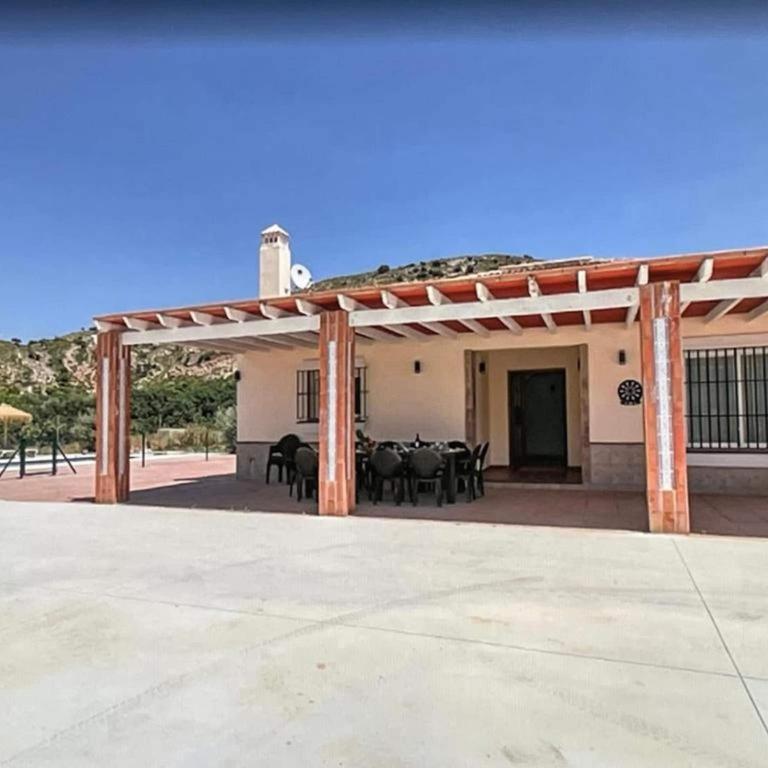Villa Ballesteros, Alhaurin el Grande - Three-Bedroom Vacation Home - 4