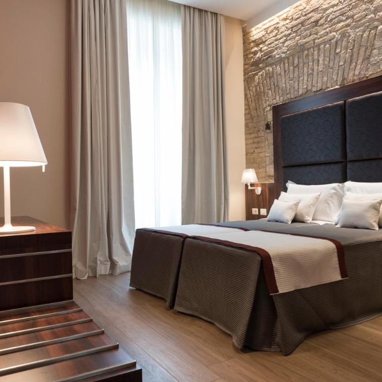 Navona Luxury Guesthouse - Camera Matrimoniale Luxury con Letto Supplementare - 1
