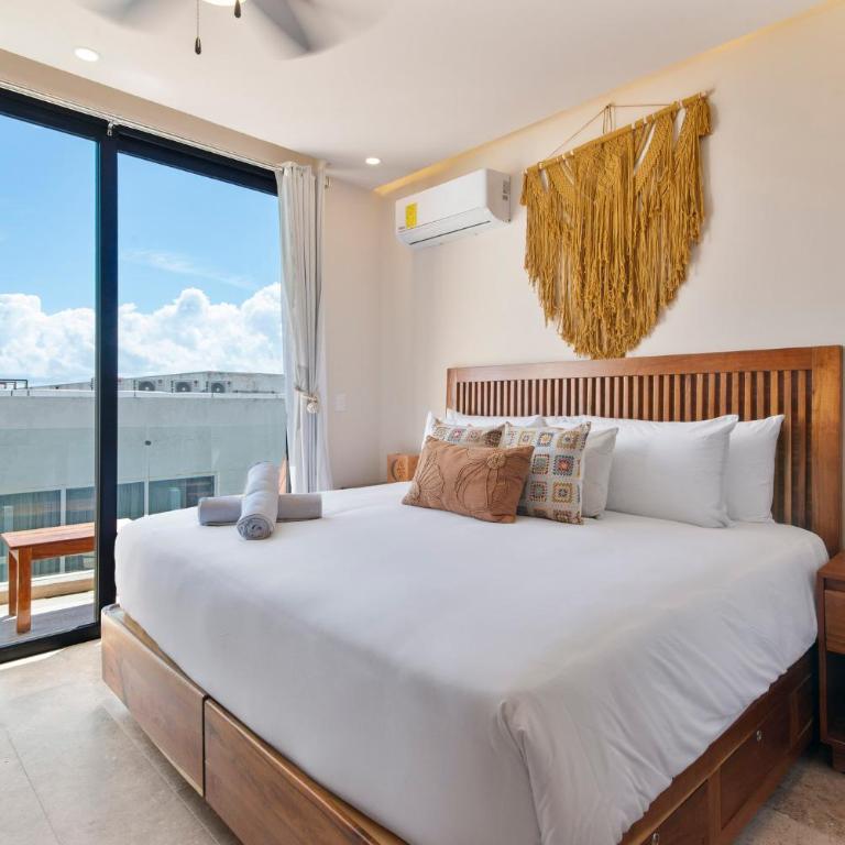 Paravian by Casago - Studio Apartment with King Bed - 25