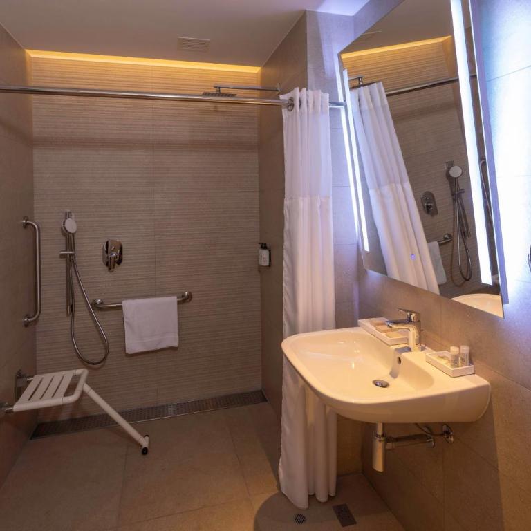 Wyndham Grand Costa Del Sol Lima Airport - Habitación adaptada para personas con movilidad reducida - 1 cama grande - No fumadores - 9