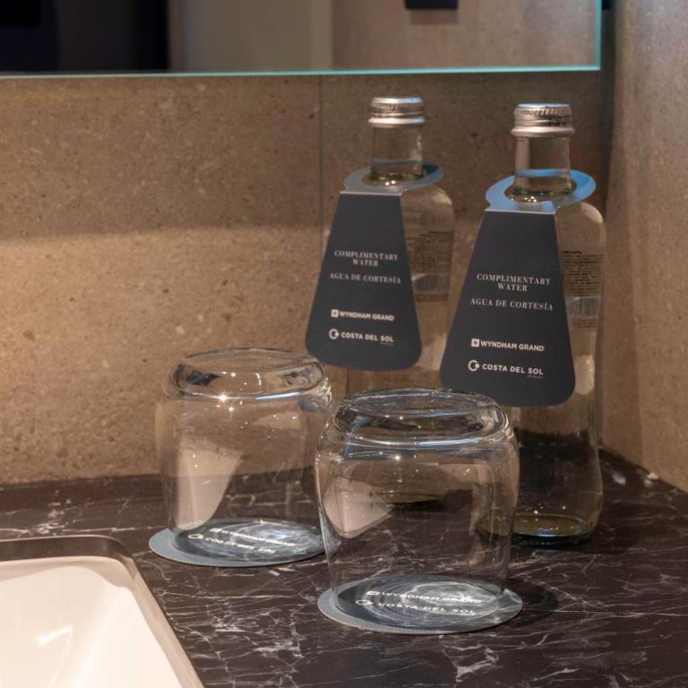 Wyndham Grand Costa Del Sol Lima Airport - Suite Premium con cama extragrande - no fumadores - 1