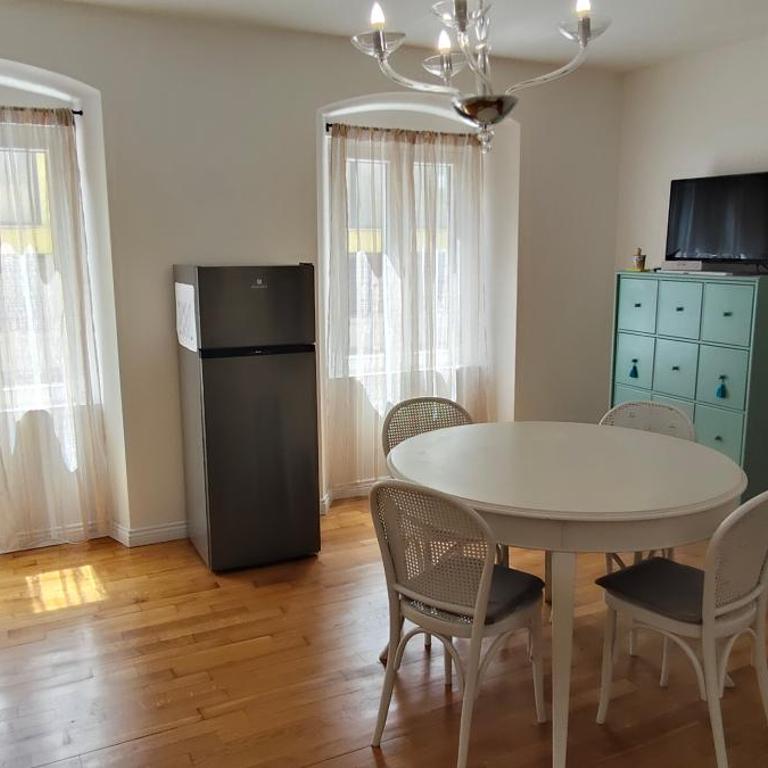 Casa Renova, intero appartamento, 2 camere, max 4 ospiti, Trieste zona storica - Appartamento con 1 Camera da Letto - 20