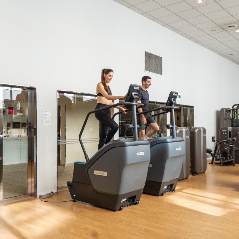 Hôtel Lyon Métropole & Spa - Chambre Studio - Accès Spa et Piscine Inclus - 11