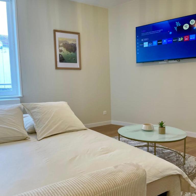 Casa Luna 1 Bedroom 4 Guests City Center Fully Equipped - Apartment - 9