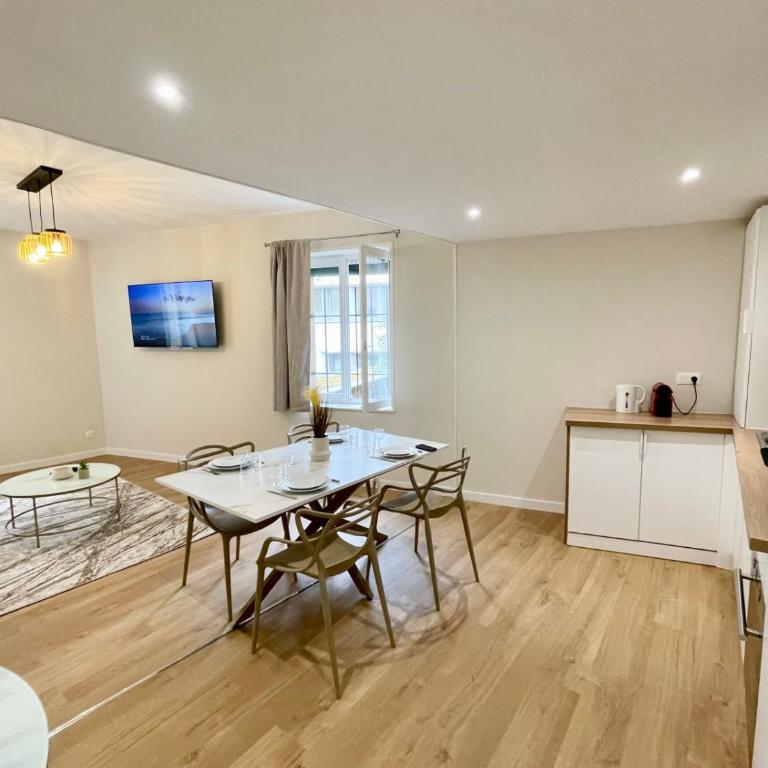 Casa Luna 1 Bedroom 4 Guests City Center Fully Equipped - Apartment - 10