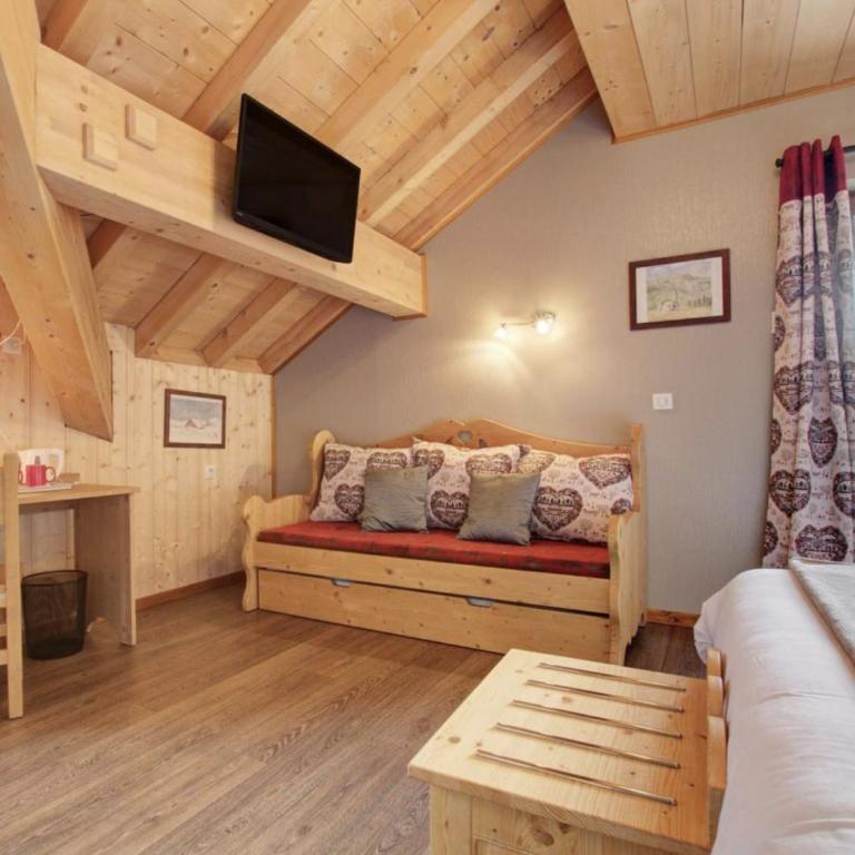 Chalet La Belle Etoile - Chambre Familiale avec Douche - 4