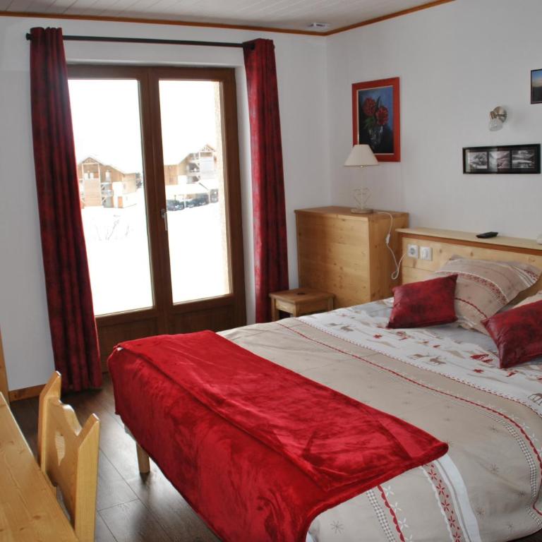 Chalet La Belle Etoile - Chambre Standard Lit Queen-Size - 1