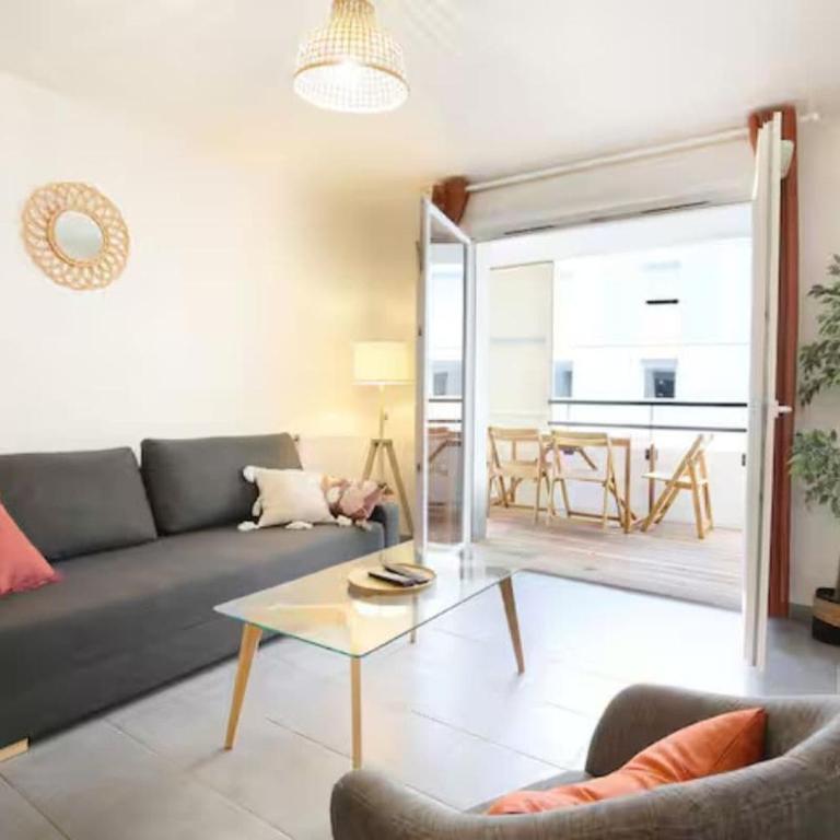 2 bedrooms appartment - Hometimal - City center - Parking - Appartement 2 Chambres - 18