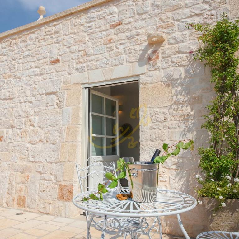 TD Trulli Perla Bianca Trulli w Pool Vineyards - Casa Vacanze - 31