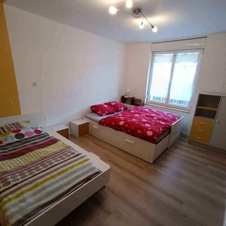 Gérardmer Centre, Calme, 95m Spacieux - Appartement 2 Chambres - 4