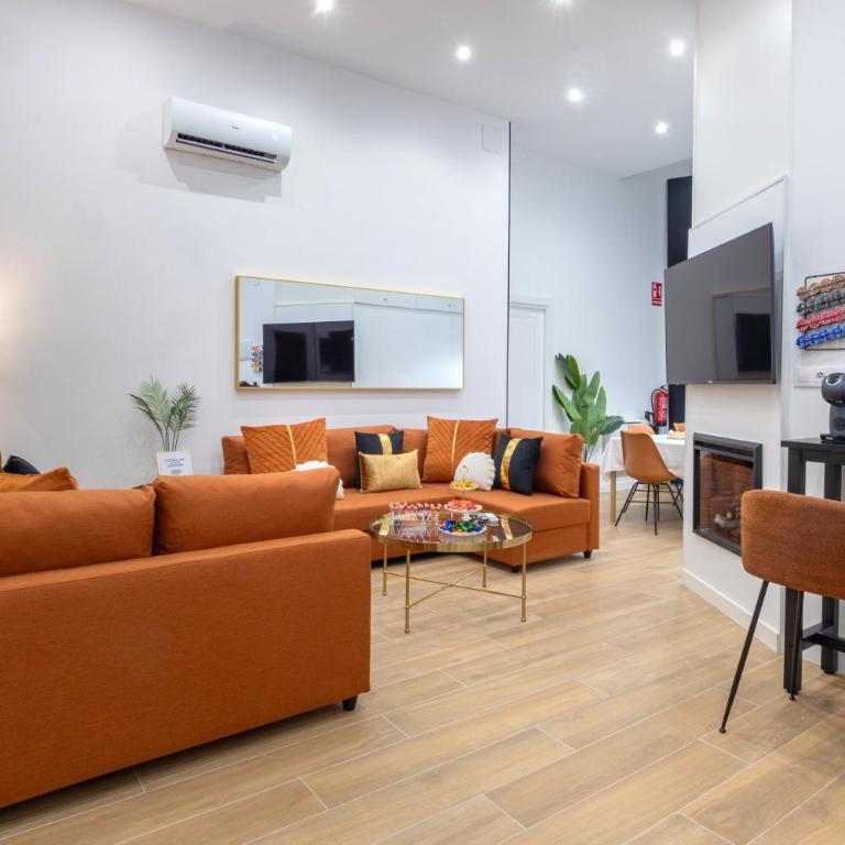 Central and Luxury apartment big capacity in Madrid - Three-Bedroom Apartment - 7