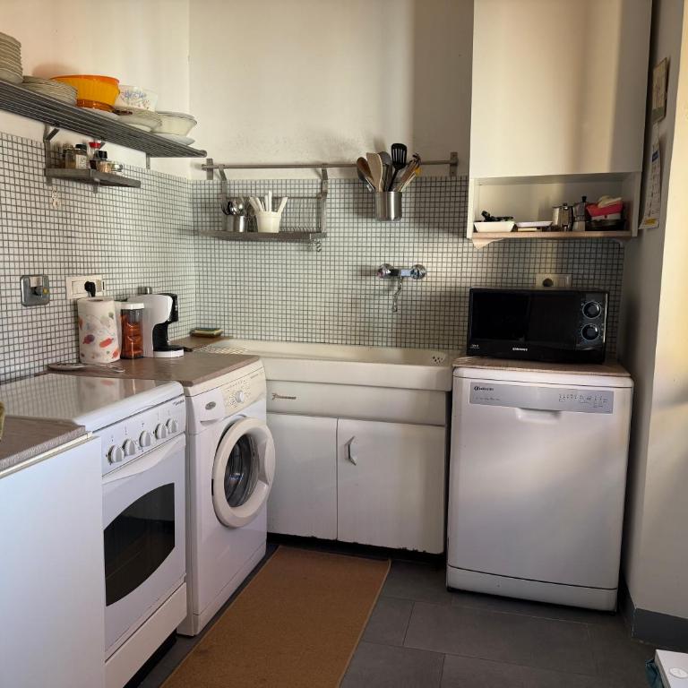 palazzo piazza roma - Appartamento con 2 Camere da Letto - 13