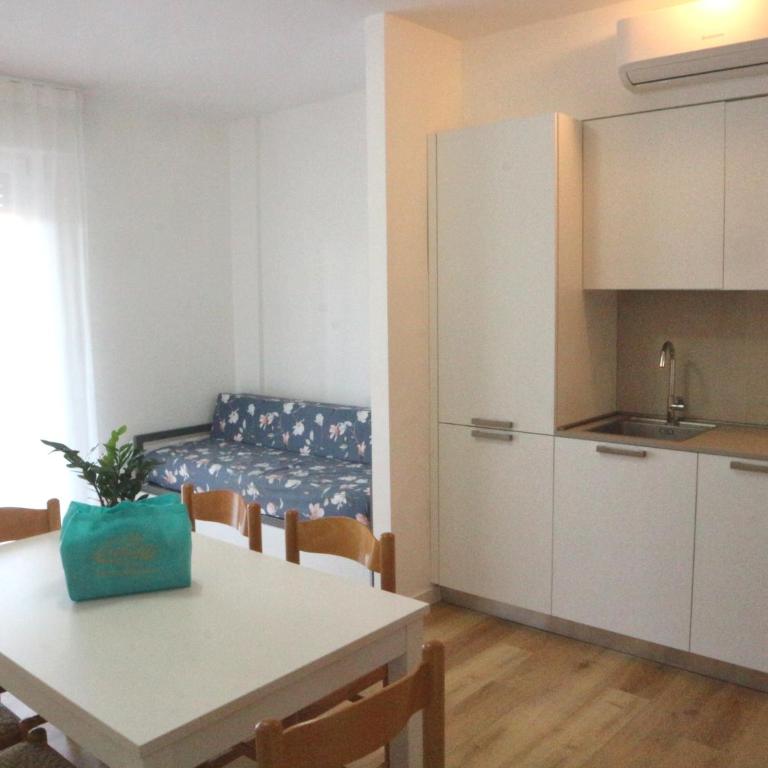 Alideco - Appartamento Superior con 2 Camere da Letto - 1