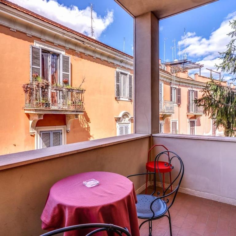 Vatican Monte del Gallo balcony - Appartamento Superior con 2 Camere da Letto - 14