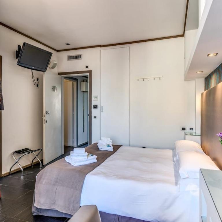 Vatican Monte del Gallo balcony - Appartamento Superior con 2 Camere da Letto - 21