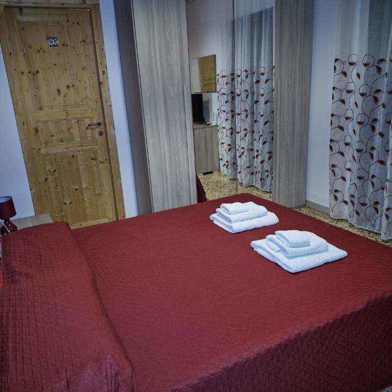 NA ZA ROSA - Casa Vacanze - Camera Matrimoniale con Bagno Privato - 6