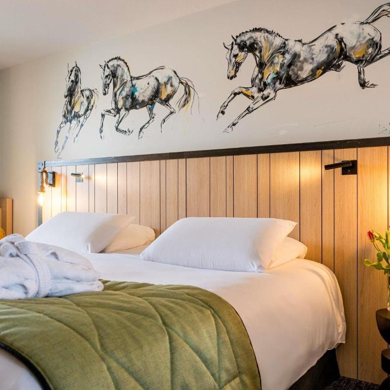 Mercure Bords de Loire Saumur - Privilege Double Room with Castle View - 8