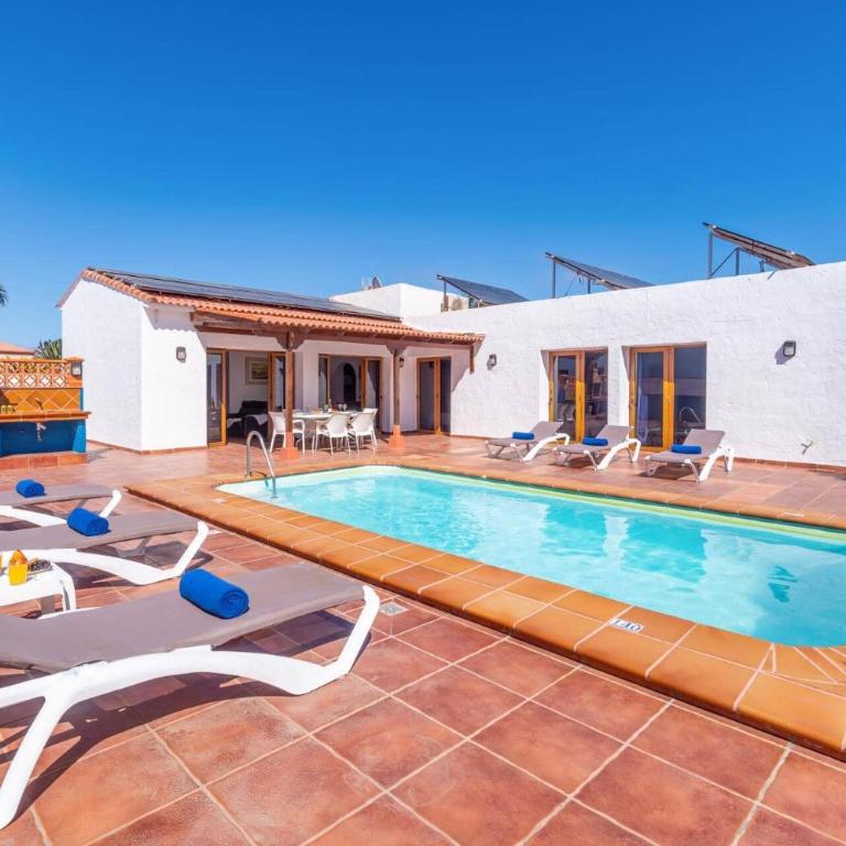 Villa Silvia II by Villa Plus - Villa - 6
